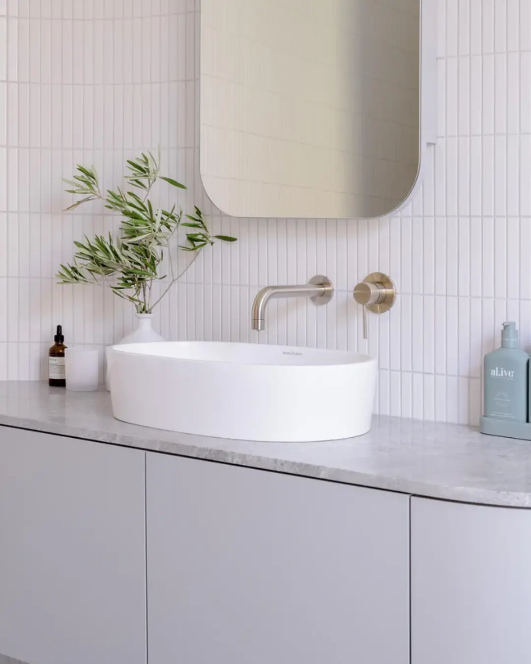 Round Wall Mixer Trim Kit (In-wall Body Not Included)