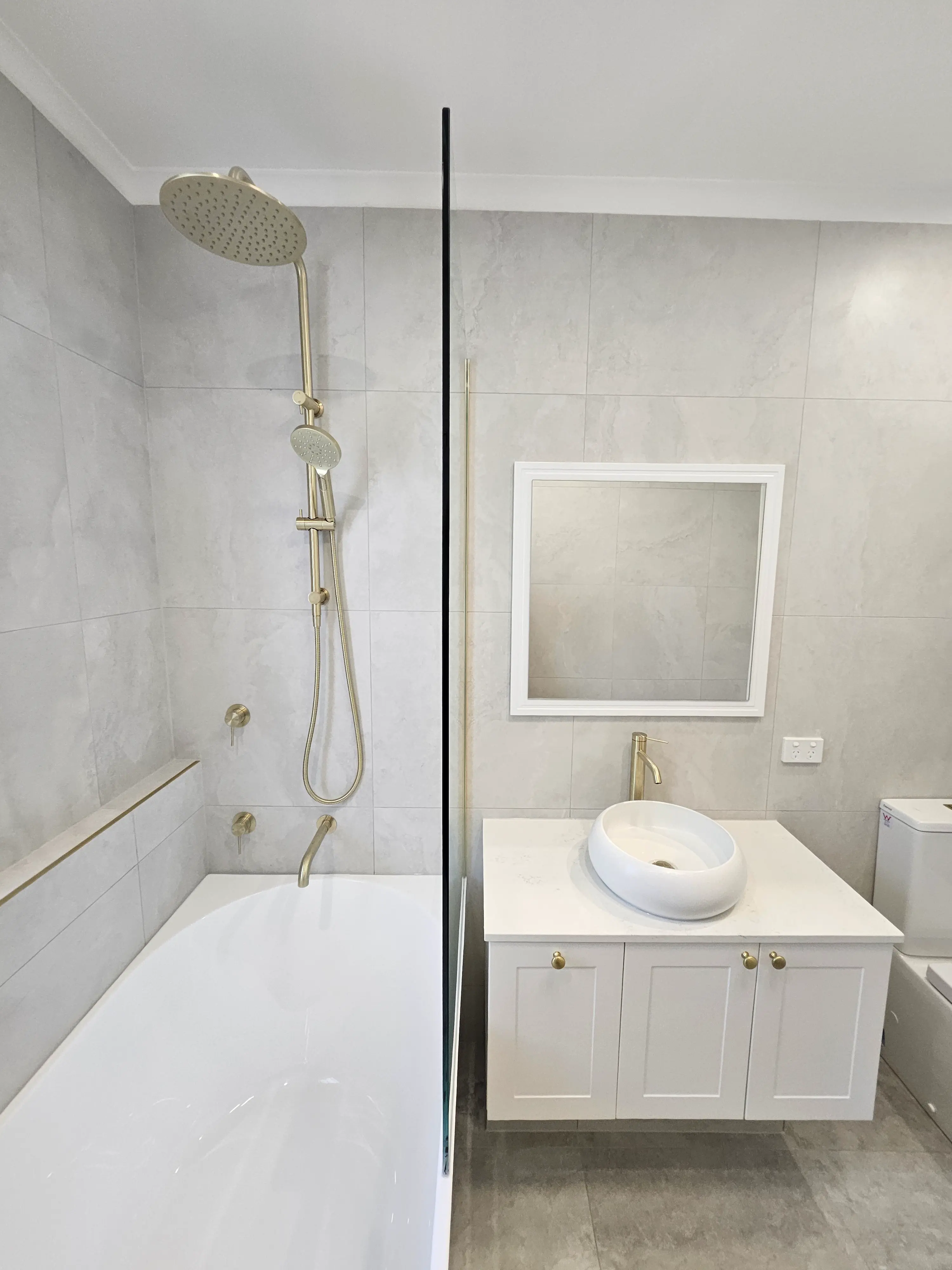 Coorparoo Bathroom Renovation, completed by One Stop Bath & Tiles